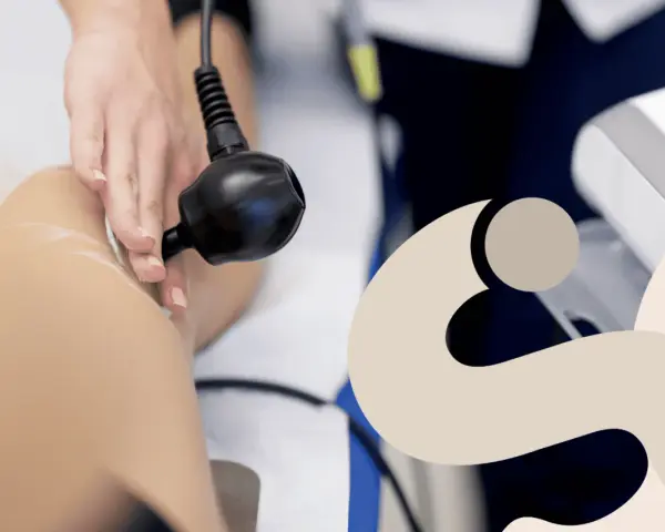 Applicazione di laser terapia per il recupero muscolare e la riduzione del dolore.
