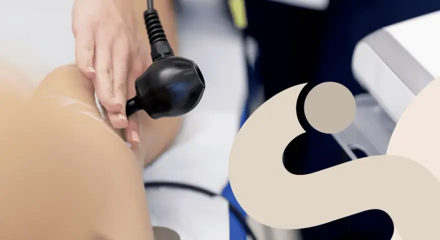 Applicazione di laser terapia per il recupero muscolare e la riduzione del dolore.