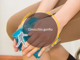 Ghiaccio su un ginocchio gonfio per alleviare il dolore.